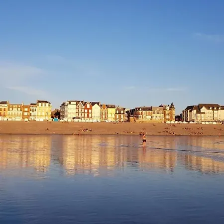 Appartement d'une chambre avec vue sur la ville et wifi a Mers les Bains a 3 km de la plage *